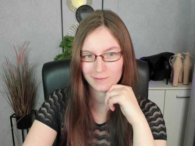 EmmaHeart webcam bongacams model stream image