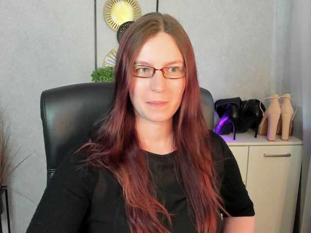 EmmaHeart live cam on BongaCams