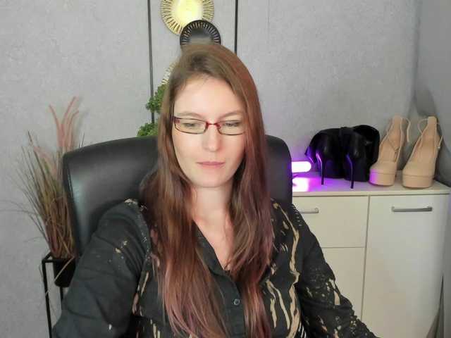 EmmaHeart live cam on BongaCams