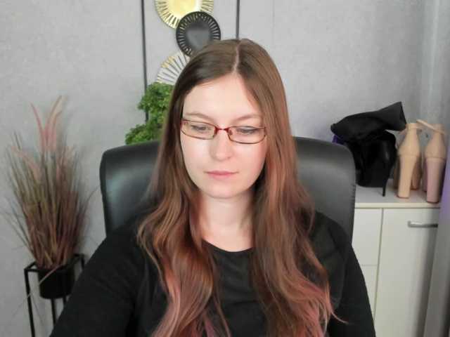 EmmaHeart live cam on BongaCams