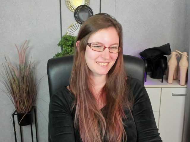 EmmaHeart live cam on BongaCams
