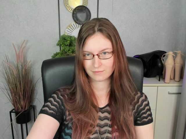 EmmaHeart live cam on BongaCams