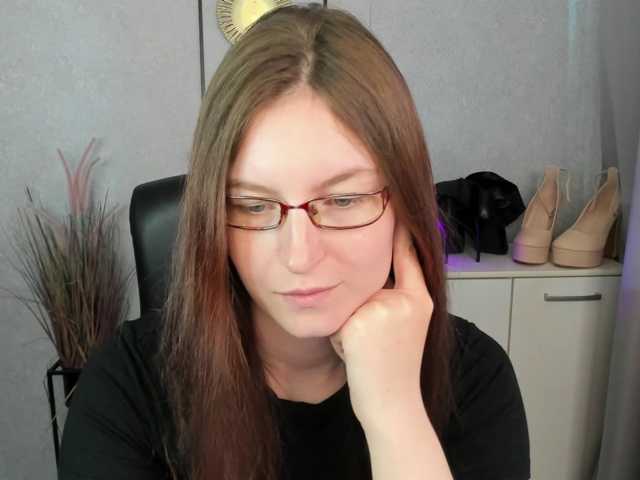 EmmaHeart live cam on BongaCams