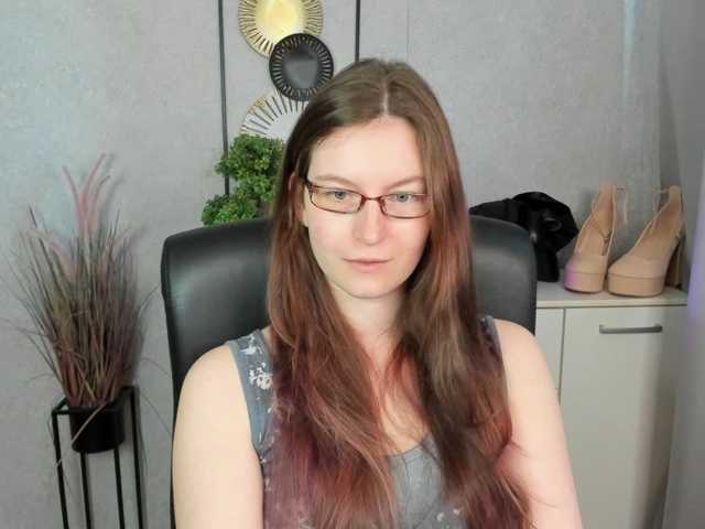 EmmaHeart live cam on BongaCams
