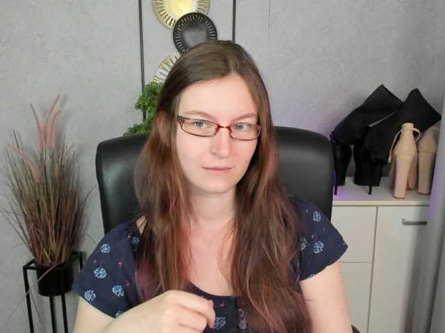 EmmaHeart live cam on BongaCams