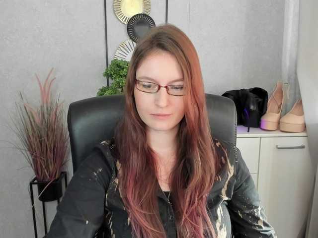 EmmaHeart live cam on BongaCams