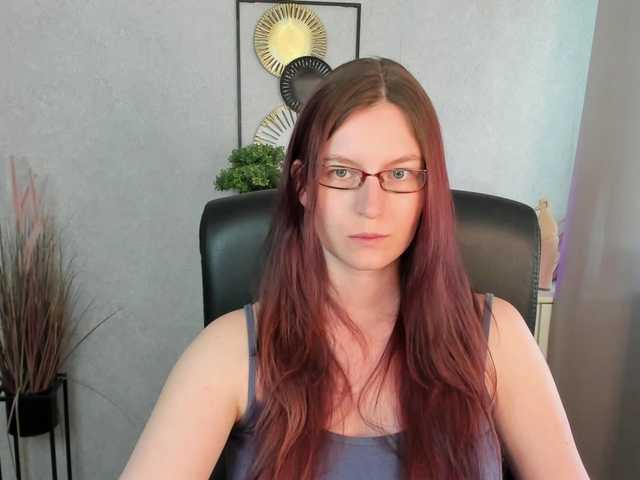 EmmaHeart live cam on BongaCams