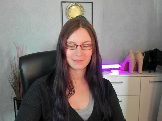 EmmaHeart live cam on BongaCams
