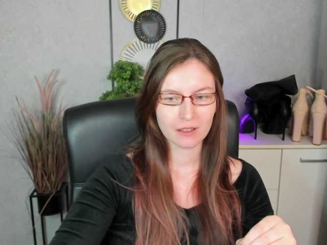EmmaHeart live cam on BongaCams