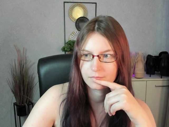 EmmaHeart live cam on BongaCams