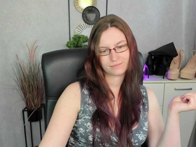 EmmaHeart live cam on BongaCams
