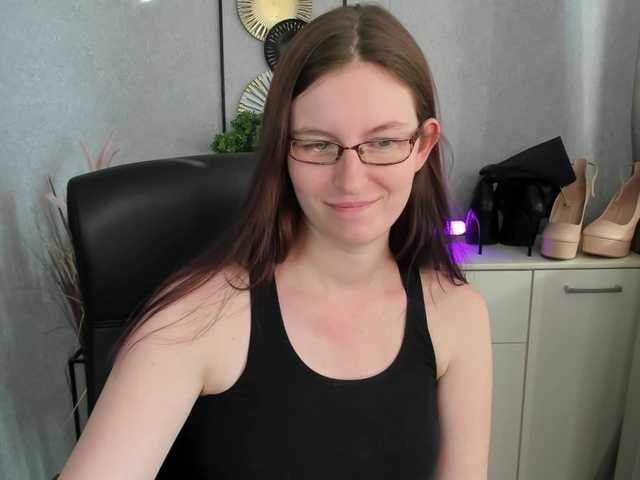 EmmaHeart live cam on BongaCams