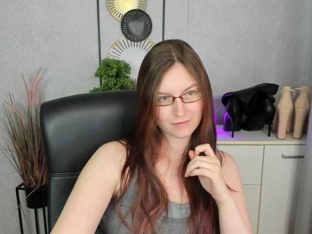 EmmaHeart live cam preview