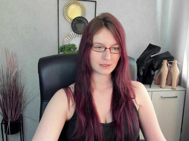 EmmaHeart live cam on BongaCams