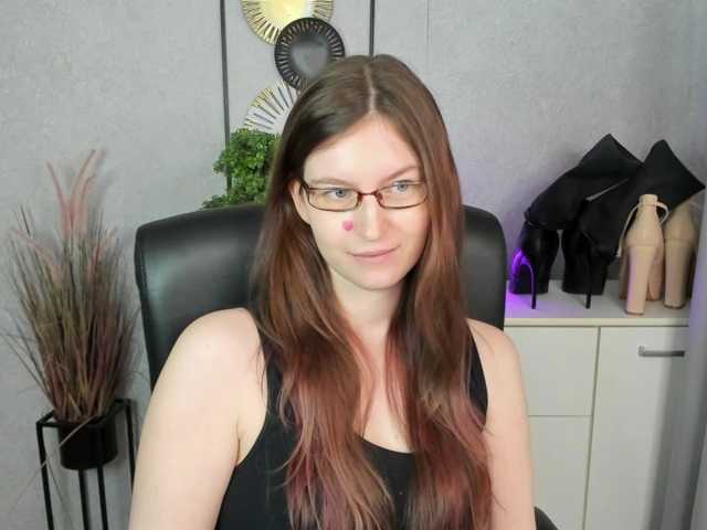 EmmaHeart live cam on BongaCams