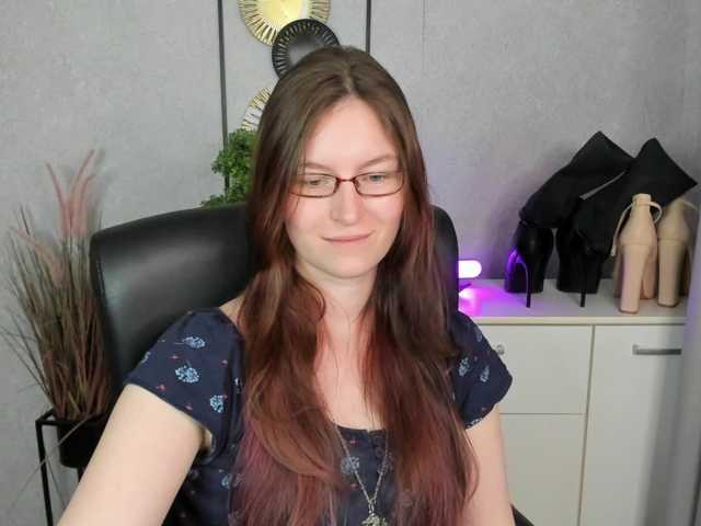 EmmaHeart live cam preview