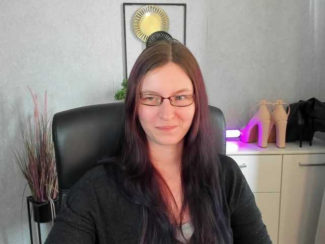 EmmaHeart live cam on BongaCams