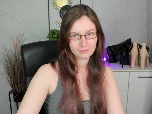EmmaHeart live cam preview