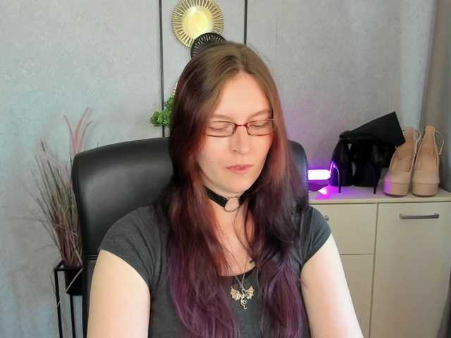 EmmaHeart live cam on BongaCams