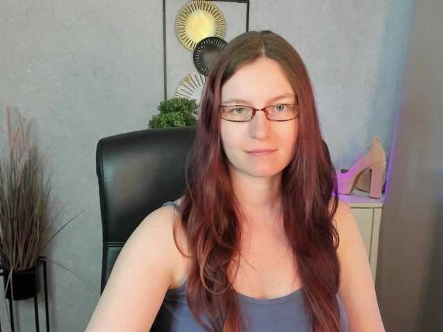EmmaHeart live cam on BongaCams