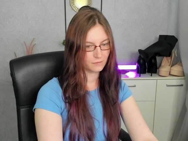 EmmaHeart live cam on BongaCams
