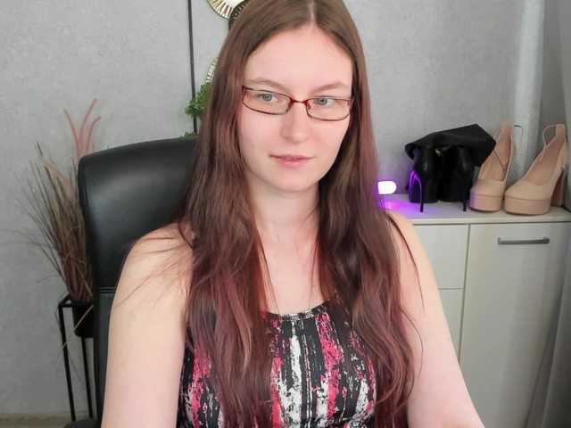 EmmaHeart live cam on BongaCams