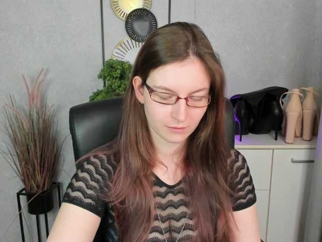 EmmaHeart, live now on BongaCams