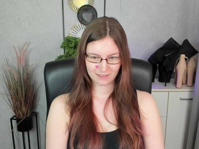 EmmaHeart live cam on BongaCams
