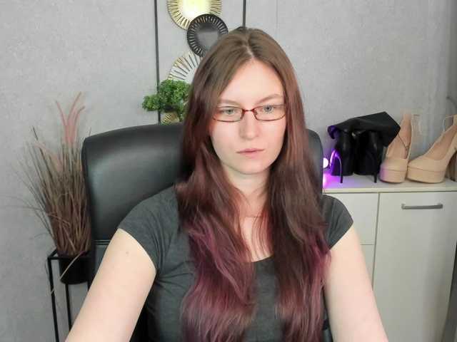 EmmaHeart live cam on BongaCams