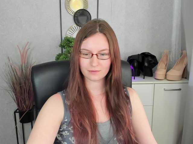 EmmaHeart live cam on BongaCams