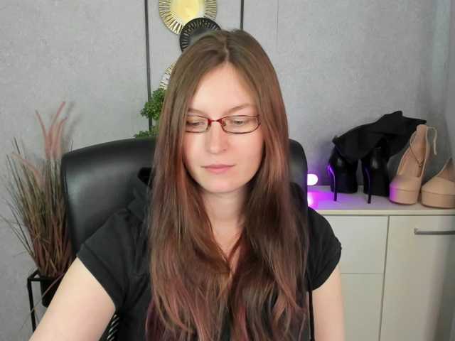 EmmaHeart live cam preview