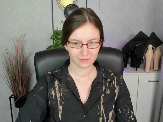 EmmaHeart live cam on BongaCams
