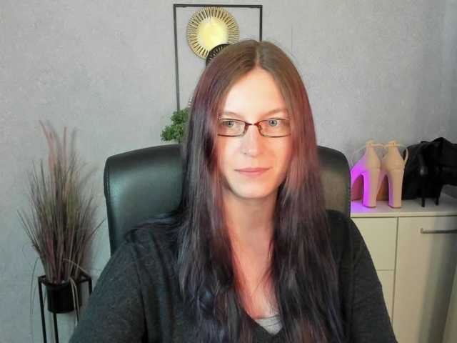 EmmaHeart live cam on BongaCams