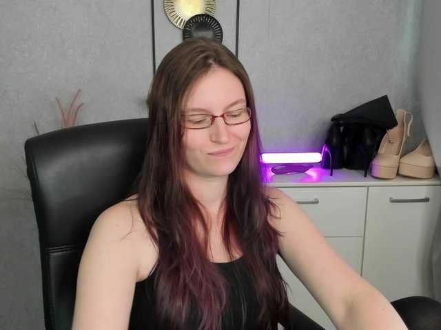 EmmaHeart live cam on BongaCams