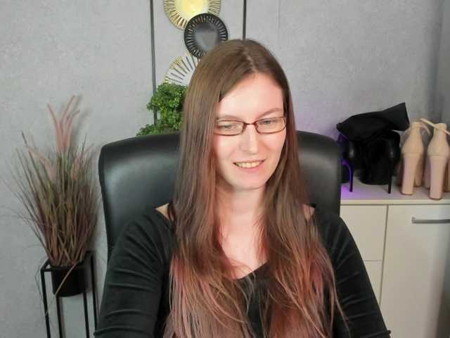 EmmaHeart live cam on BongaCams
