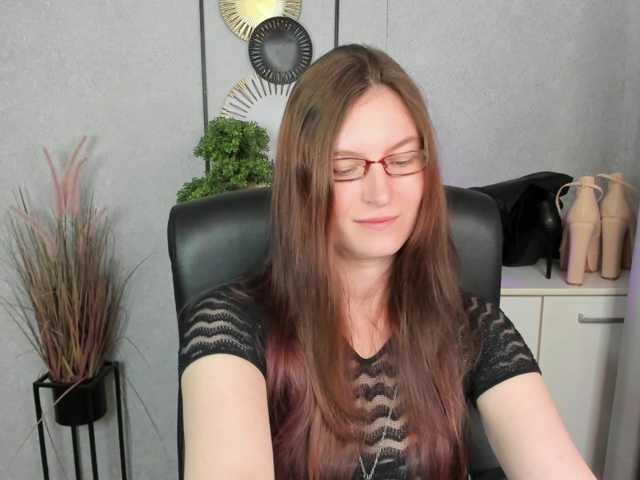EmmaHeart live cam on BongaCams