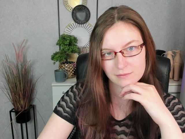 EmmaHeart live cam on BongaCams