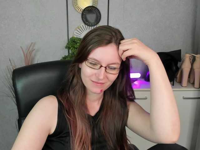 EmmaHeart live cam on BongaCams