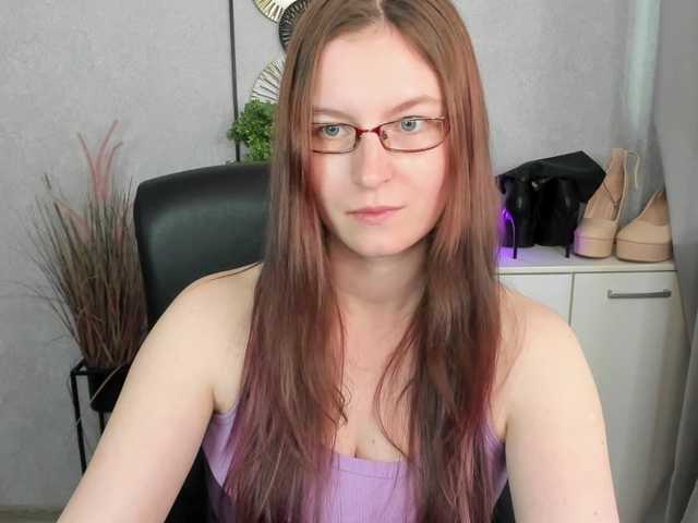EmmaHeart live cam on BongaCams