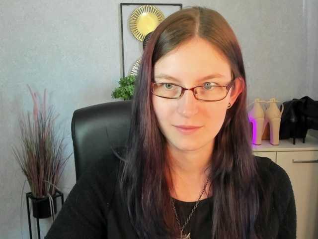 EmmaHeart live cam on BongaCams