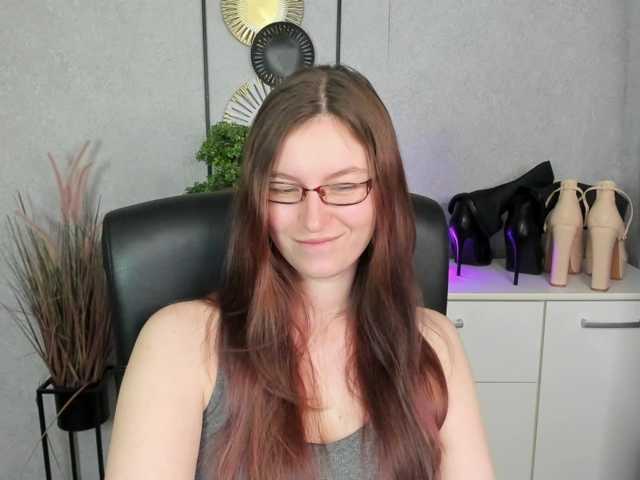 EmmaHeart live cam on BongaCams