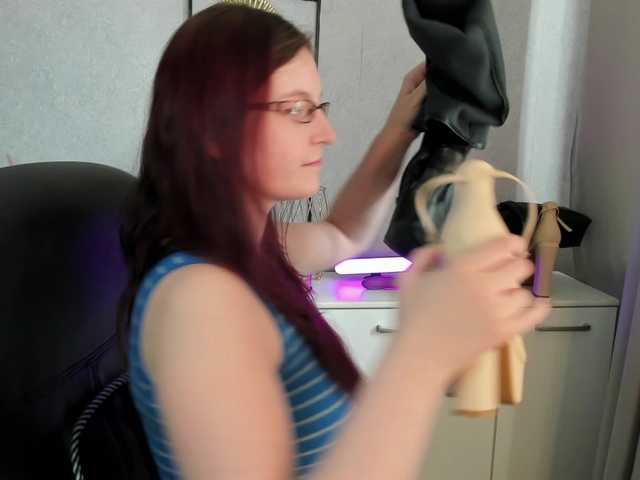 EmmaHeart live cam on BongaCams