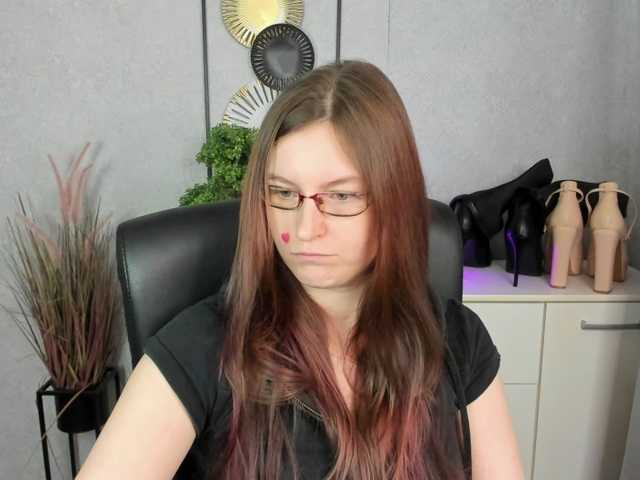 EmmaHeart live cam on BongaCams