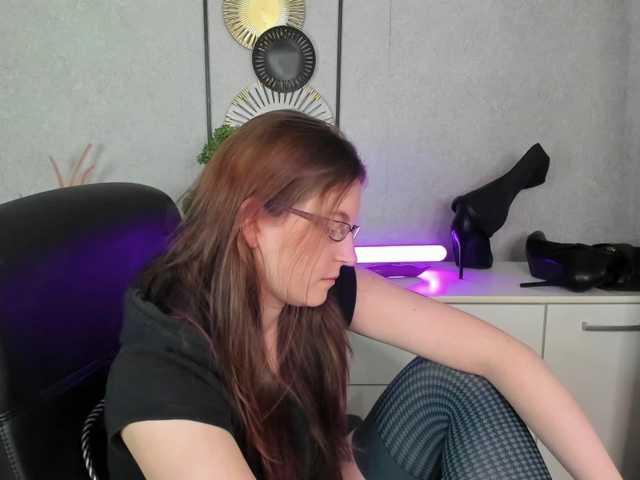 EmmaHeart live cam on BongaCams