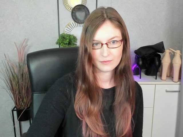 EmmaHeart live cam on BongaCams