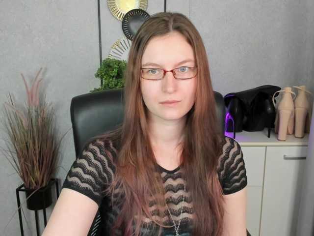 EmmaHeart, live now on BongaCams