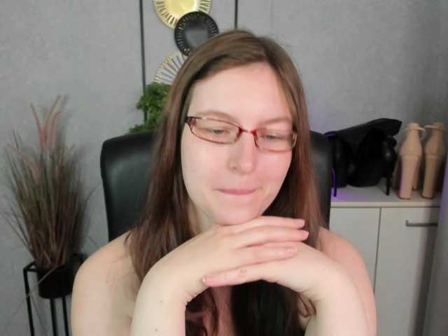 EmmaHeart webcam bongacams model stream image