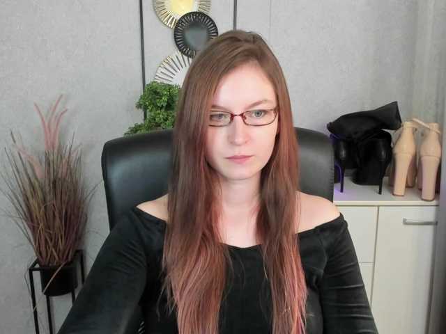 EmmaHeart live cam on BongaCams