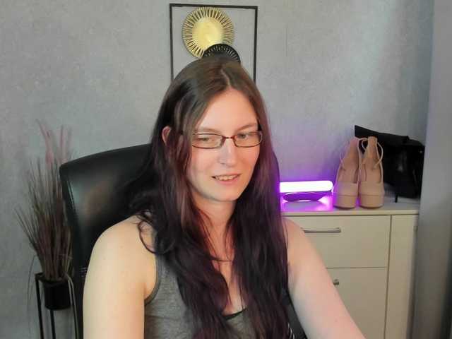 EmmaHeart live cam on BongaCams