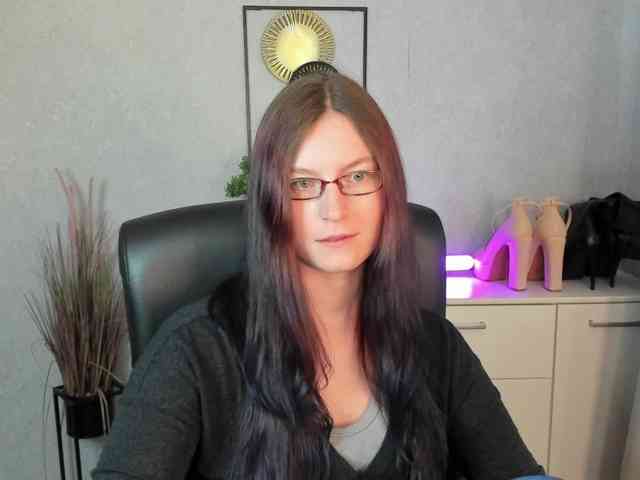 EmmaHeart webcam